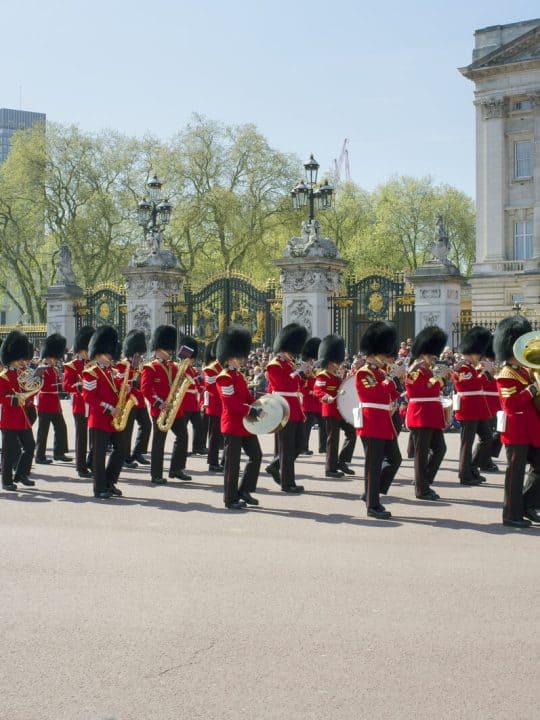 Best Place to Watch Changing of the Guard Tips & Info