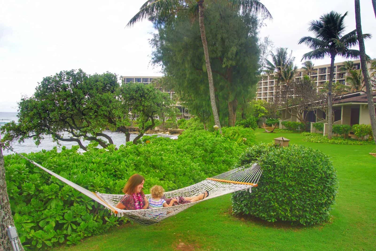 Winter Babymoon Ideas - why a Hawaii Babymoon is the Best Babymoon Destinations USA