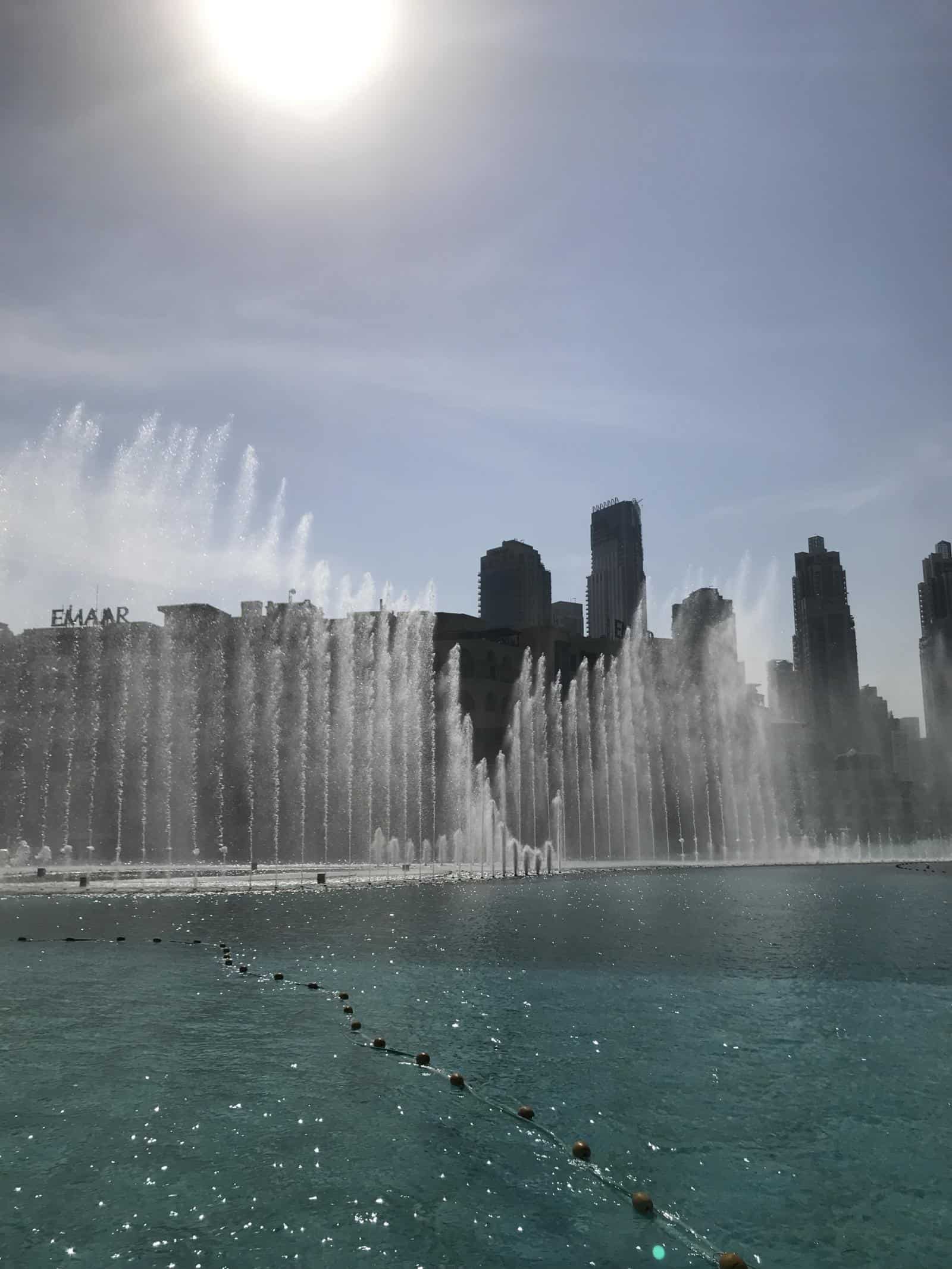 Dubai Fountains - what to see on a dubai babymoon and tips for travelling to Dubai while pregnant
