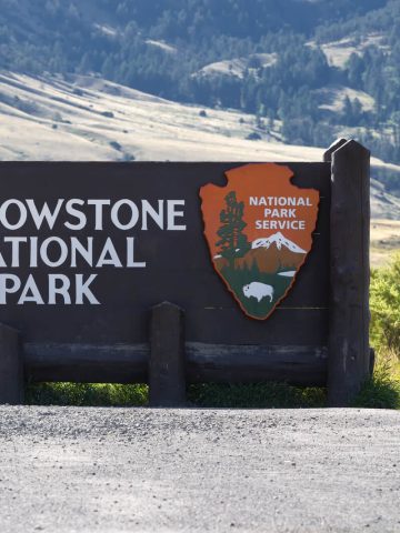 Yellowstone sign - Planning a Trip to Yellowstone Travel Tips