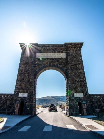 Roosevelt Arch Yellowstone - Best Entrance to Yellowstone National Park