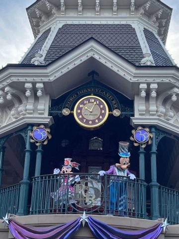 Mickey and Minnie at Disneyland Paris / Disneyland Paris instagram Captions and Quotes