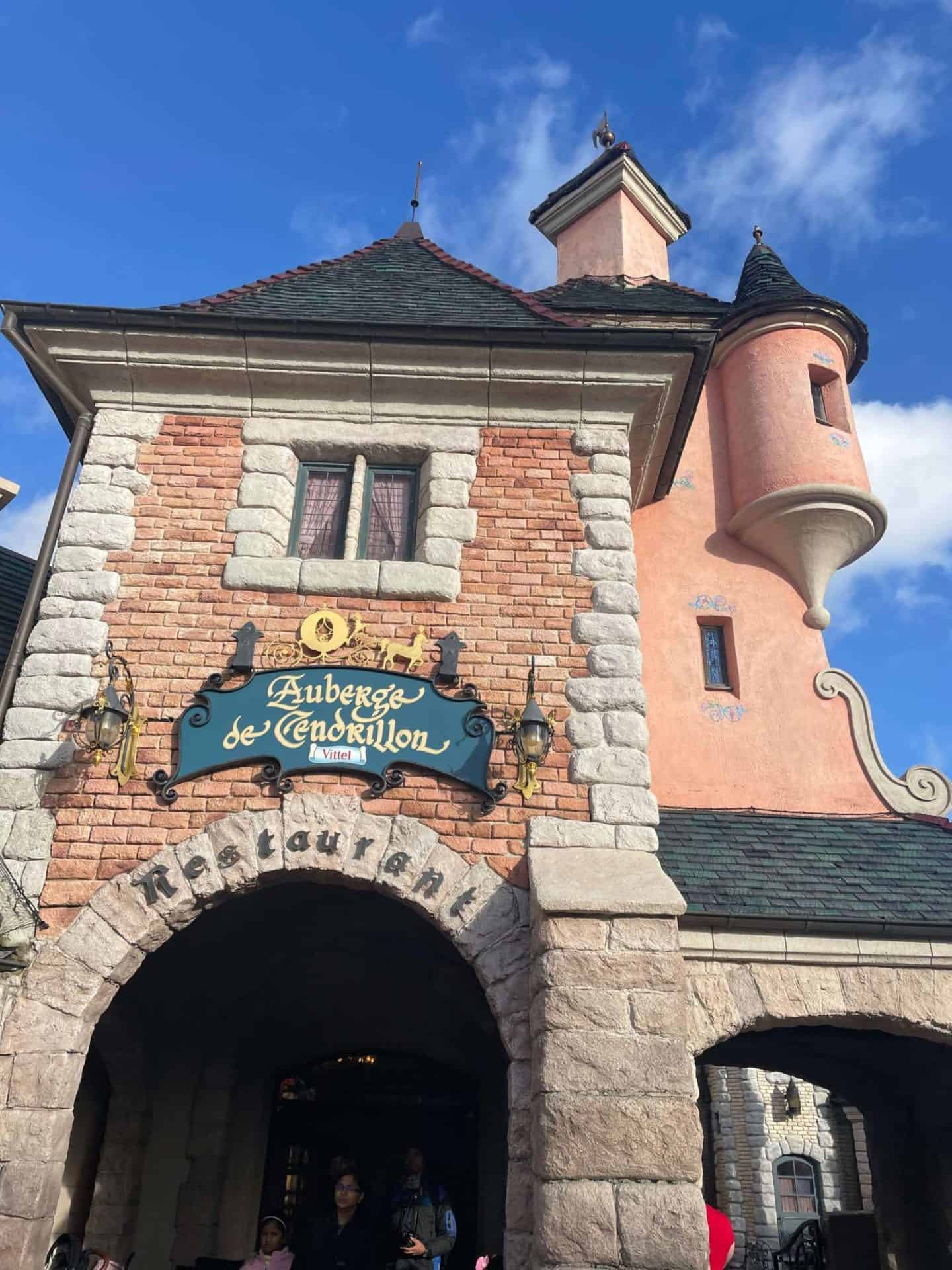 how-much-spending-money-for-disneyland-paris-do-you-need-wandermust