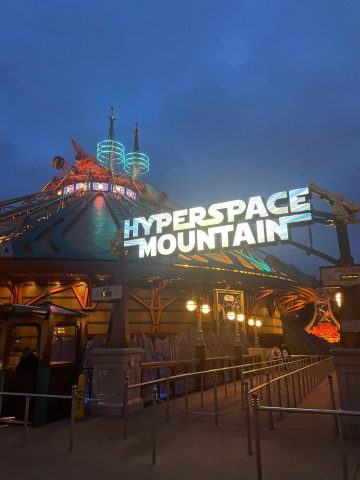 Hyperspace Mountain exterior - is Hyperspace mountain scary