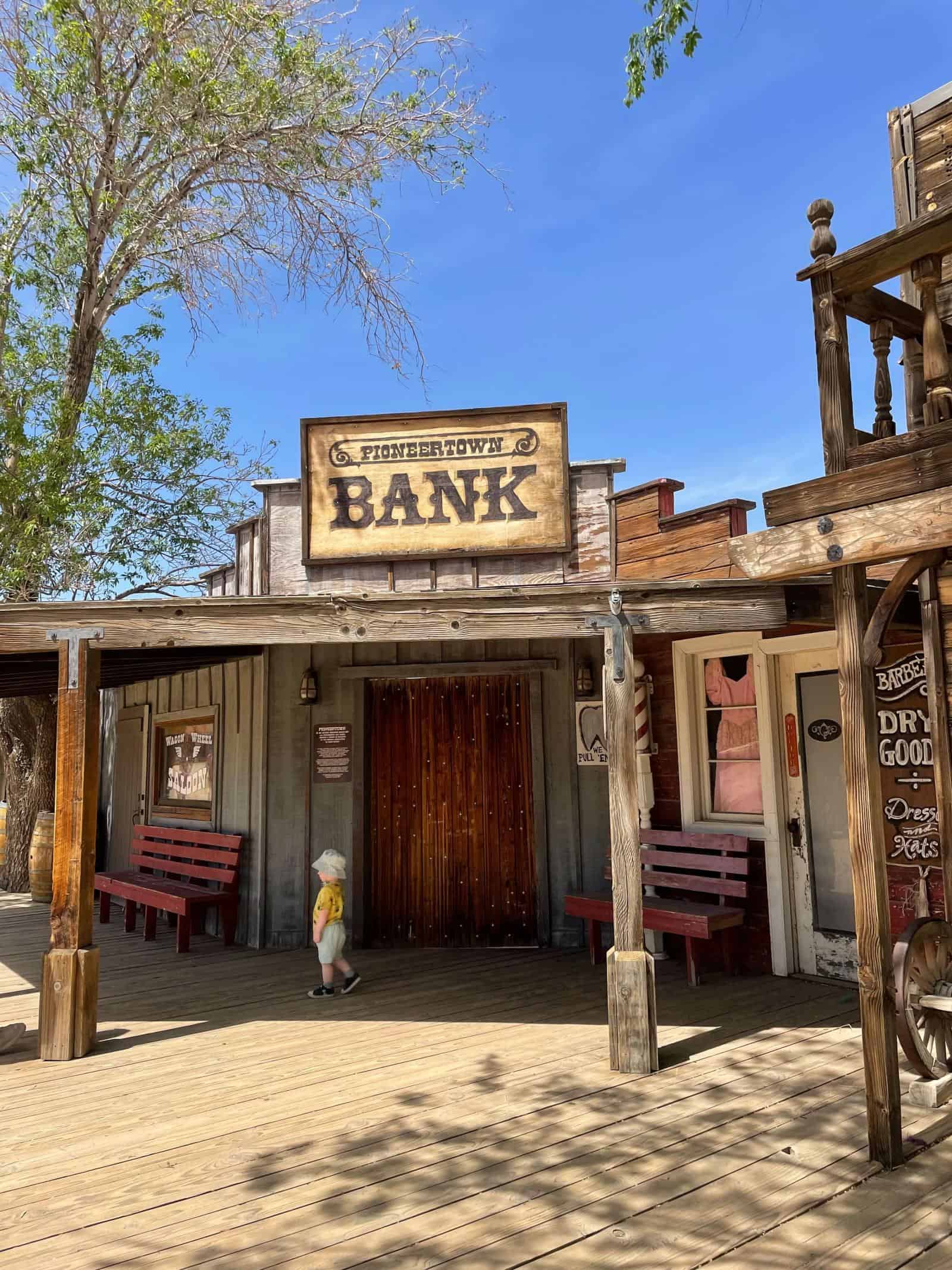 Best Things to do near Palm Springs - Pioneertown with toddlers