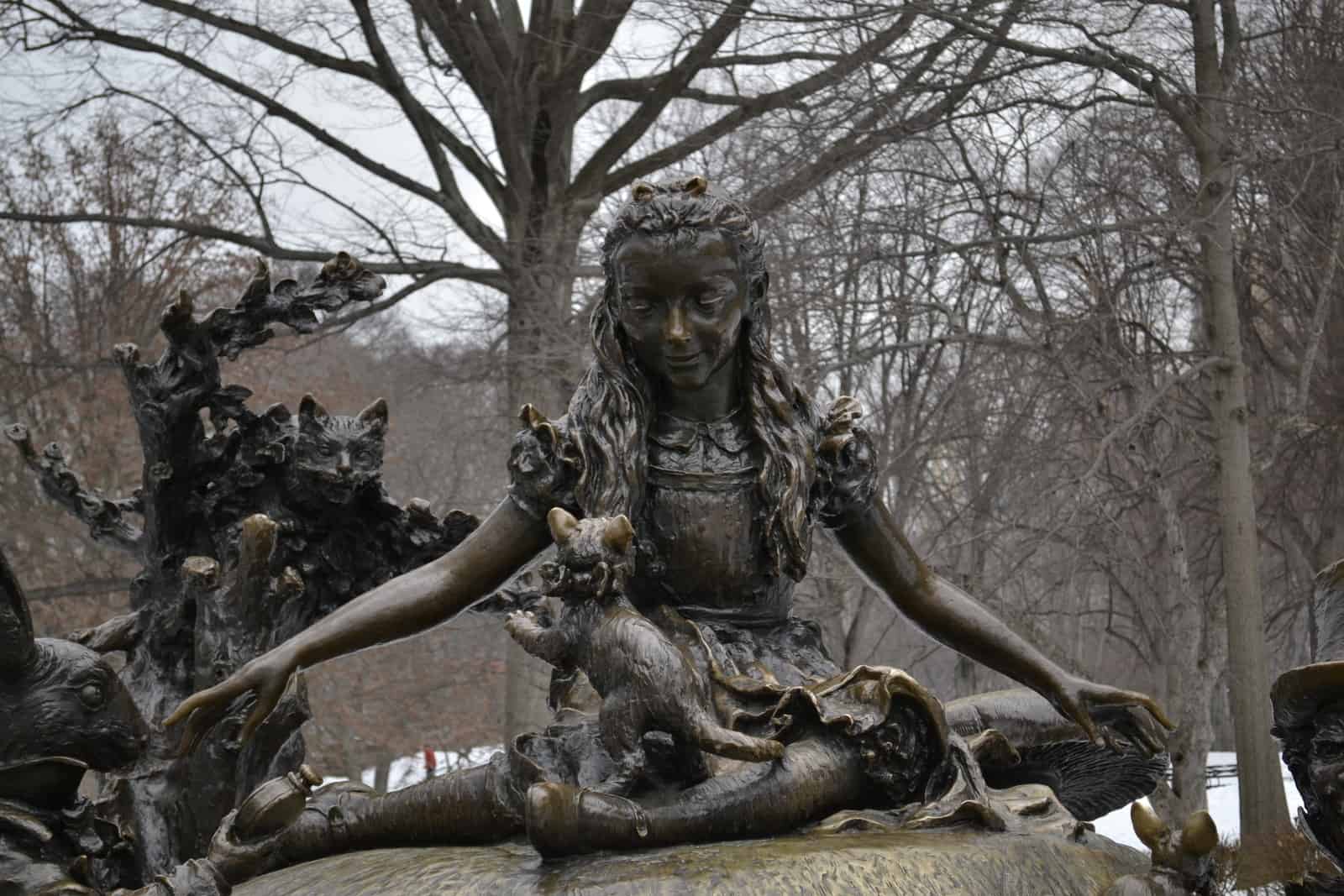 Central Park Alice in Wonderland Statue