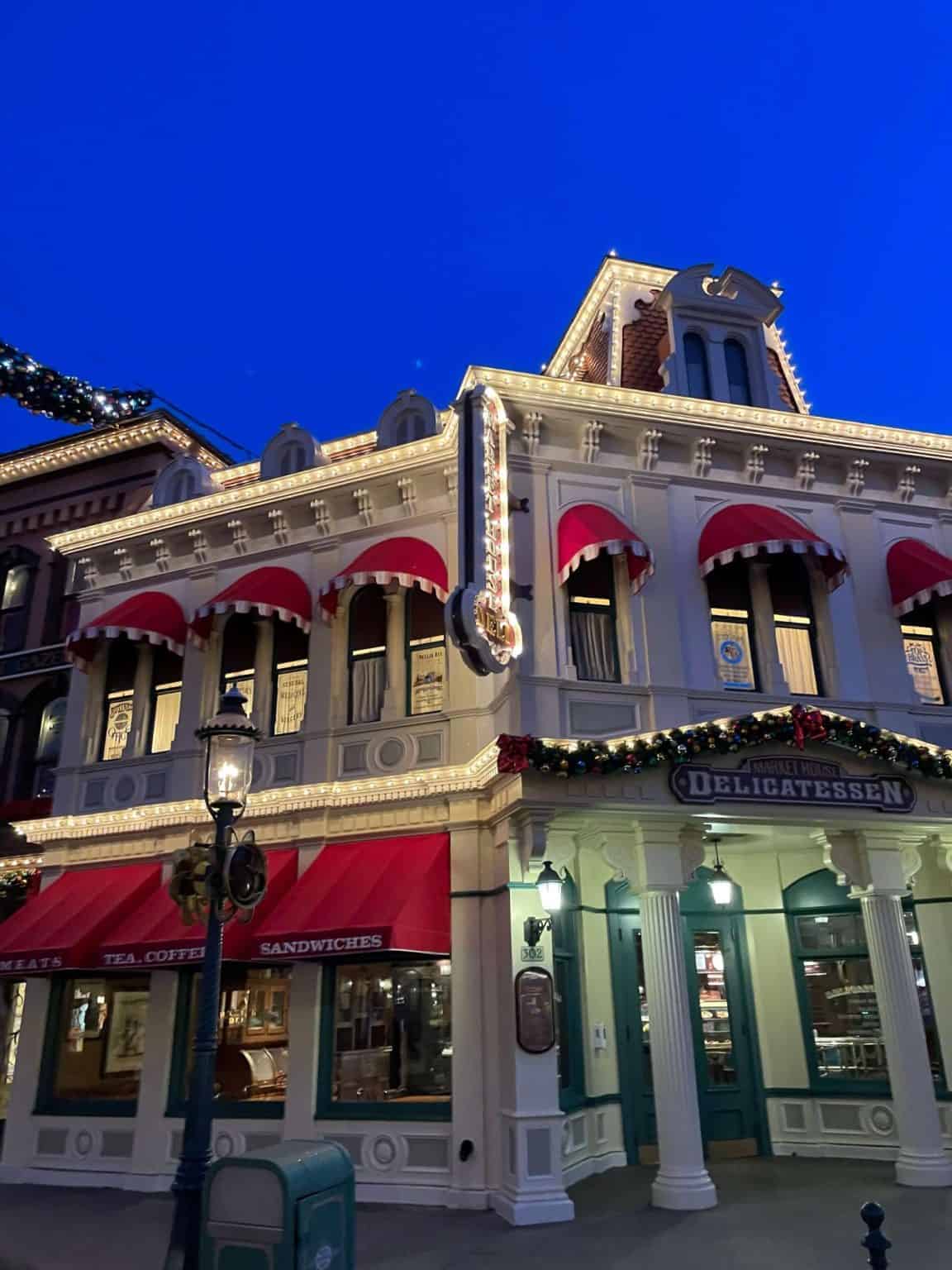 Is The Disneyland Paris Meal Plan Worth It Wandermust Family is-the-disneyland-paris-meal-plan-worth-it-wandermust-family